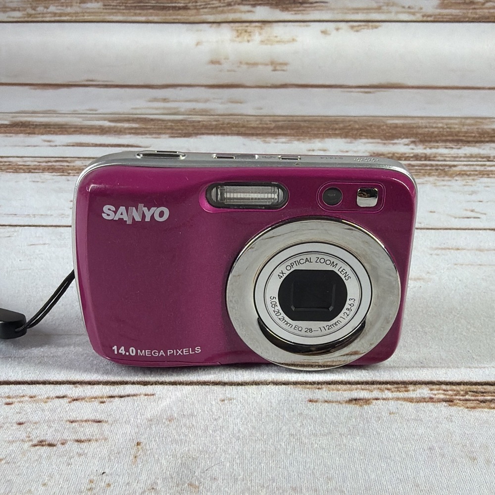Sanyo VPC-S1414 14.0MP Digital Camera 4x Optical Zoom Pink Used